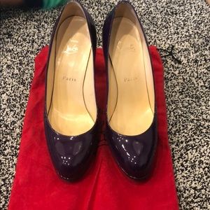 Christian Loubitoun pumps